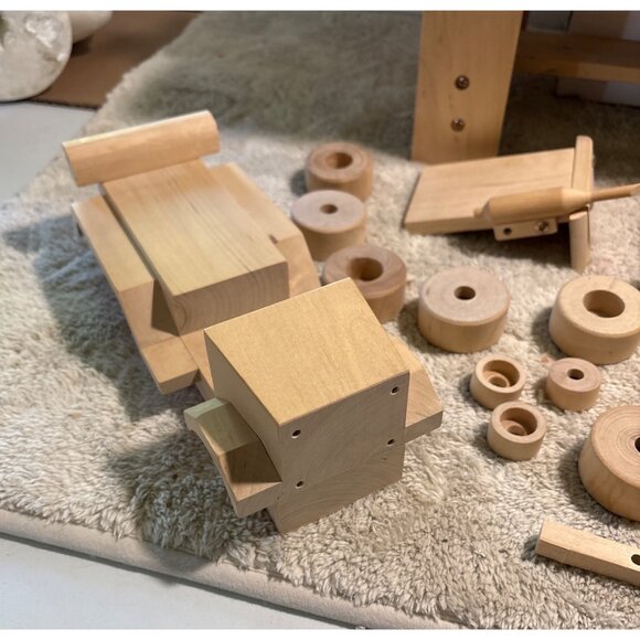 Tonka Workbench Wooden Toy With Tools & Accessories Creativity Fine Motor Skills - Picture 15 of 16